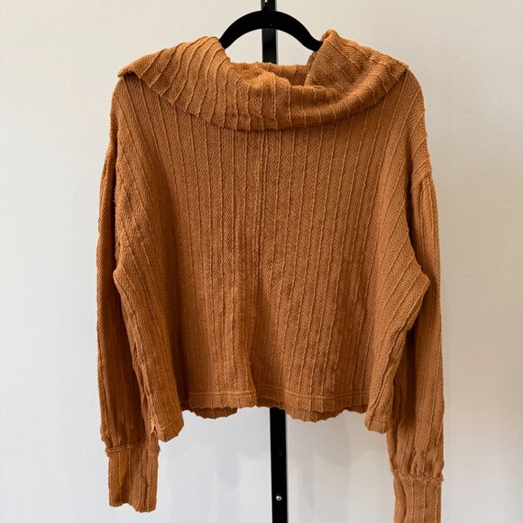 We The Free Off Centre Neck Pullover NWOT Size XS - Picture 4 of 7